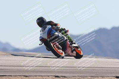 media/Oct-30-2025-Racers Edge (Thu) [[dabbdaf680]]/3-B Group/Session 4 Turn 9/